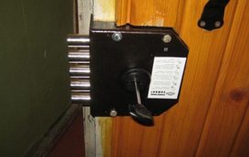 Замена замков в дверях Эльбор - 4
